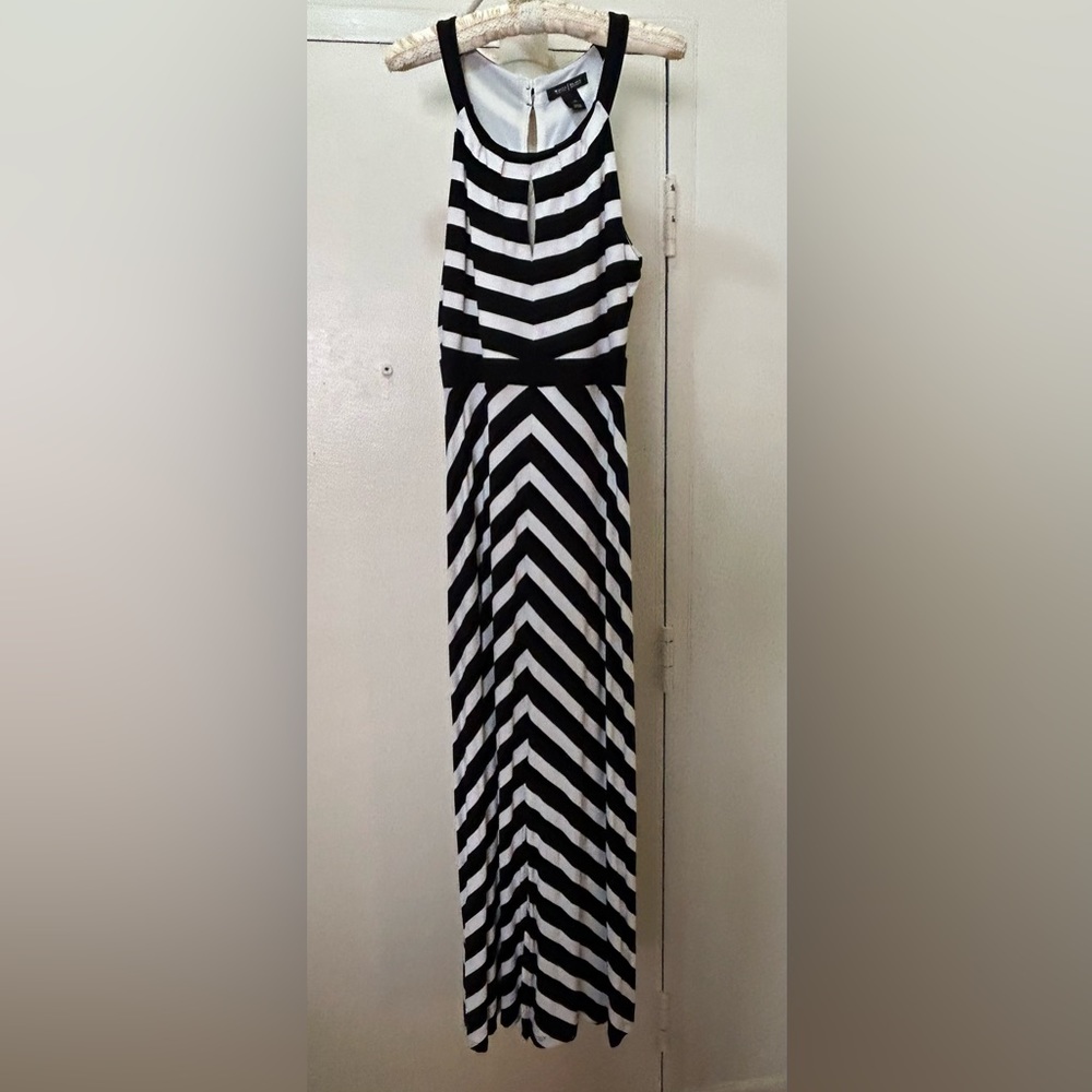 White House Black Market Black and White Maxi Dress, Size Medium